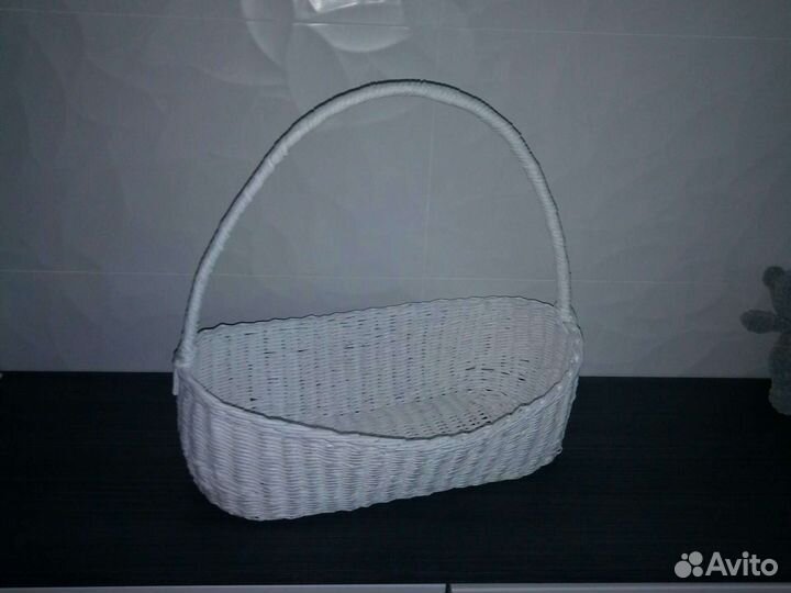 Корзина плетеная