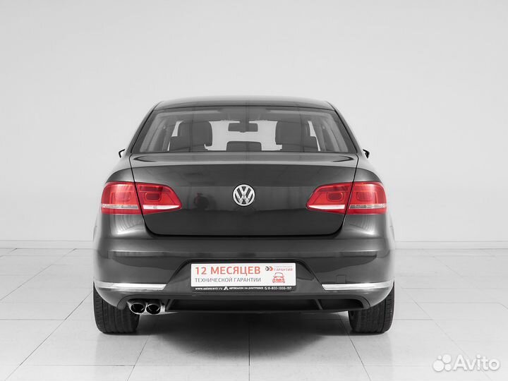 Volkswagen Passat, 2011
