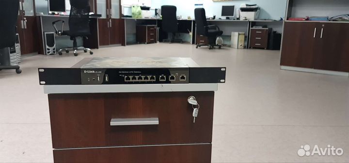 Маршрутизатор (межсетевой экран) d-link dfl-260e