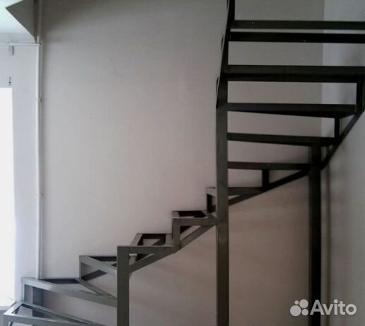 Лестница металлическая