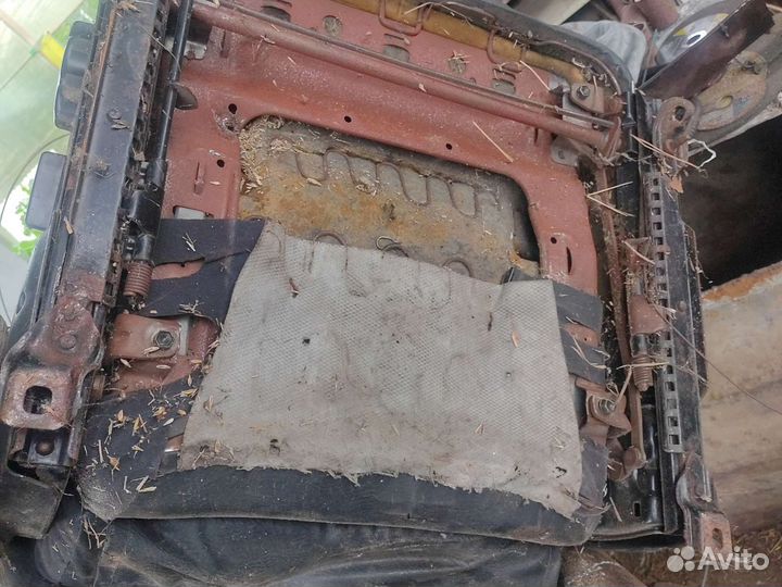 Автомобильное сиденье бу