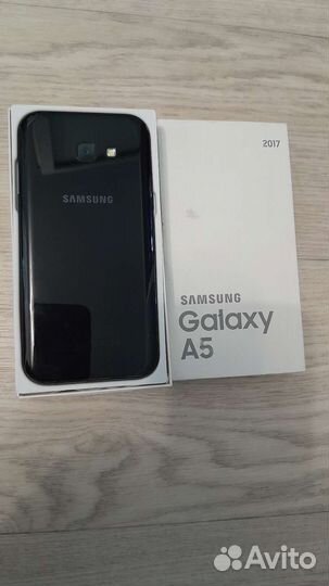 Телефон Samsung galaxy a5 2017