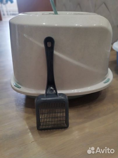 Кошачий туалет закрытый