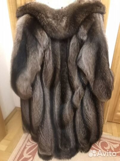 Шуба енотовая