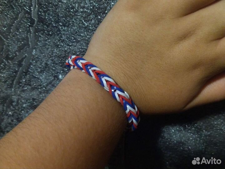 Браслет из резиночек