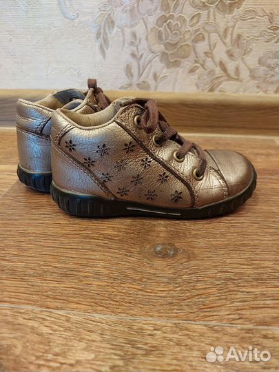 Ботинки кожаные Ecco для девочки, р.25