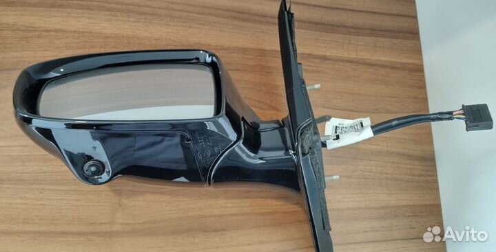 Корпус с зеркалом заднего вида левое Nissan R52