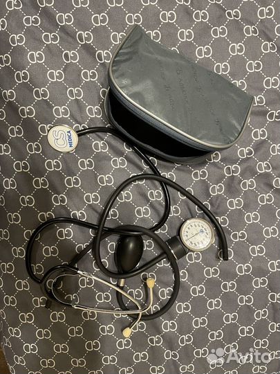 Манометр от тонометра для измерения давления