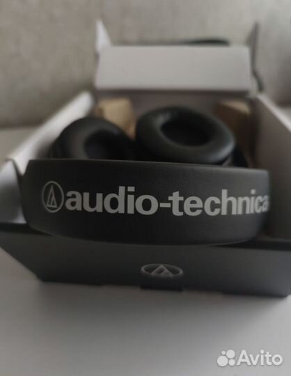 Проводные наушники Audio-Technica ATH-M50X черный