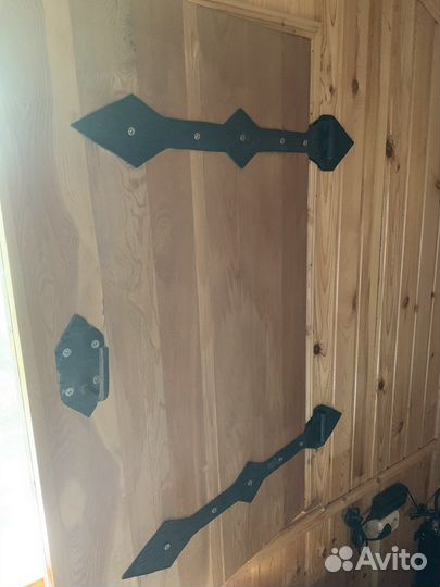 Кованые накладки на ставни и перекладины