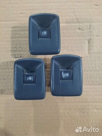 Кнопка стеклоподъемника на renault logan 2