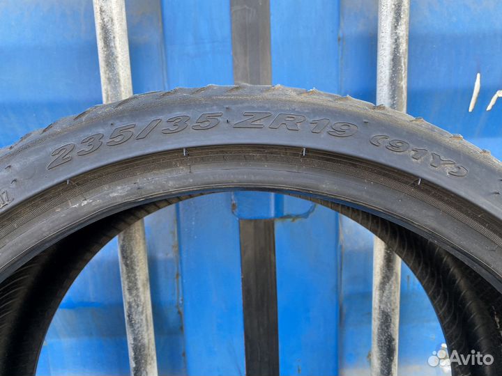 Pirelli P Zero 235/35 R19 91Y