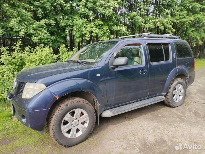 Nissan Pathfinder 2.5 МТ, 2005, 297 000 км