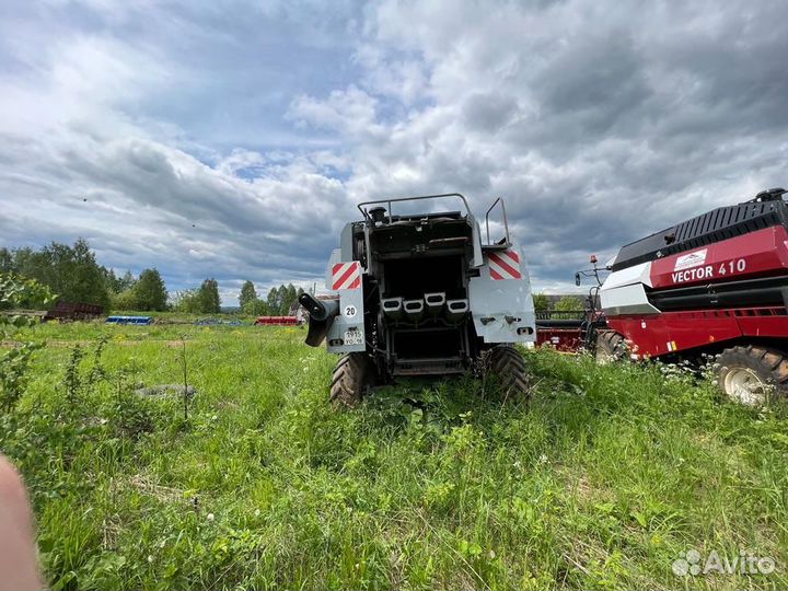 Комбайн Ростсельмаш Vector 410, 2010