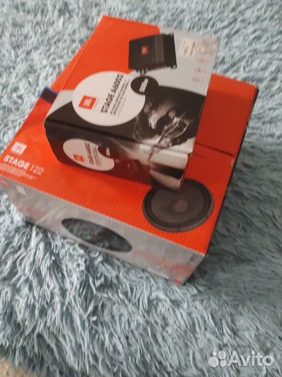 Усилитель и динамик на subwoofer