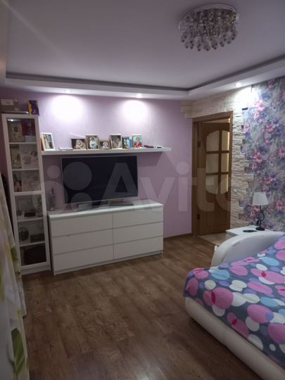 2-к. квартира, 42,5 м², 1/9 эт.