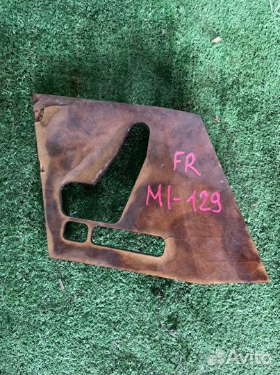 Обшивка дверей передняя правая Mercedes Sl-Class