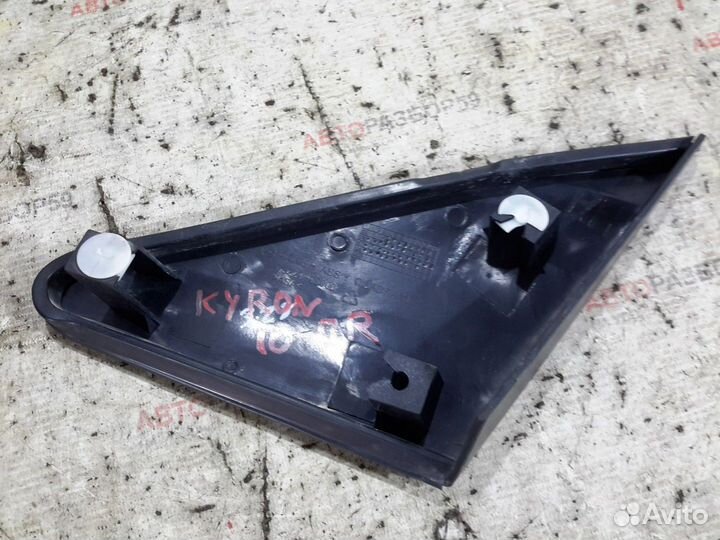 Накладка крыла передняя правая SsangYong Kyron