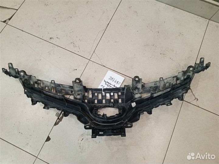 Решетка радиатора Toyota Camry XV70 2017