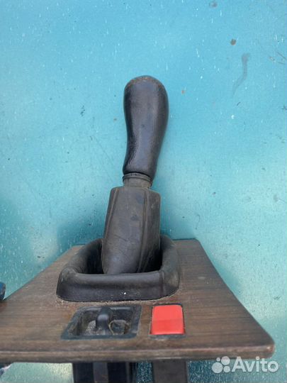 Площадка МКПП Mercedes W201, 190