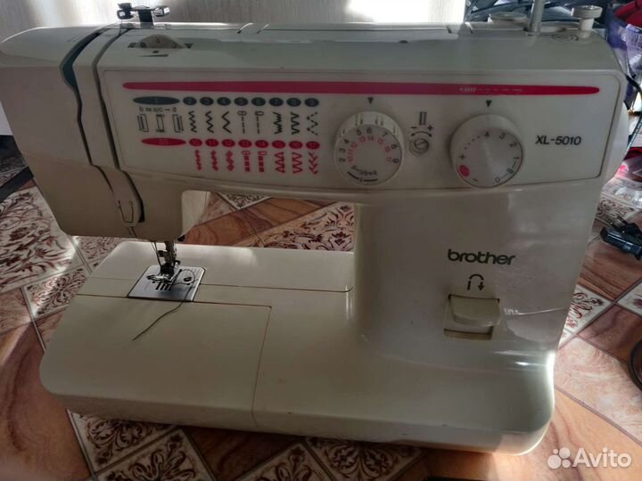 Продам Швейную машинку Brother XL-5010