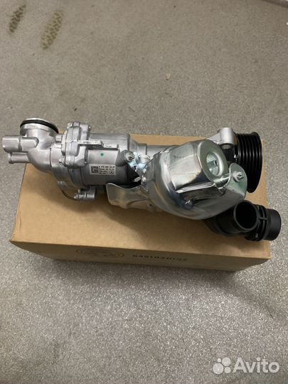 Насос охлаждения Mercedes M274