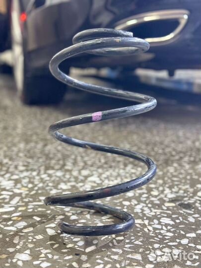 Пружина подвески 2 шт 546303V04A Hyundai-KIA