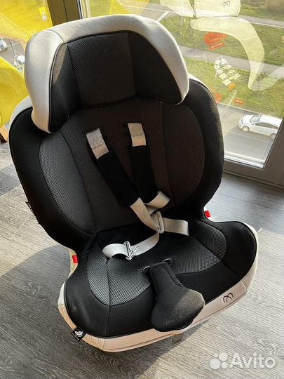 Автокресло carmate swing moon