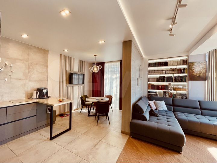 2-к. квартира, 74,8 м², 5/7 эт.