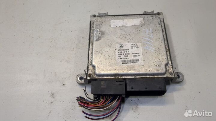 Блок управления двигателем Mercedes C W204, 2012
