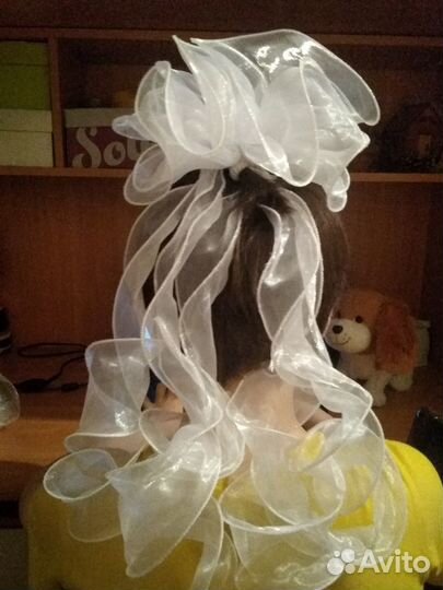 Красивый бантик на резиночке на 1 сентября