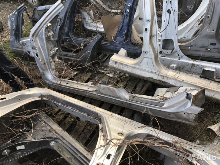 Mazda 6 2010 порог, лонжерон стойка сапожок