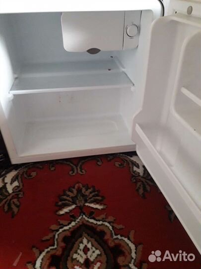 Холодильник Dexp