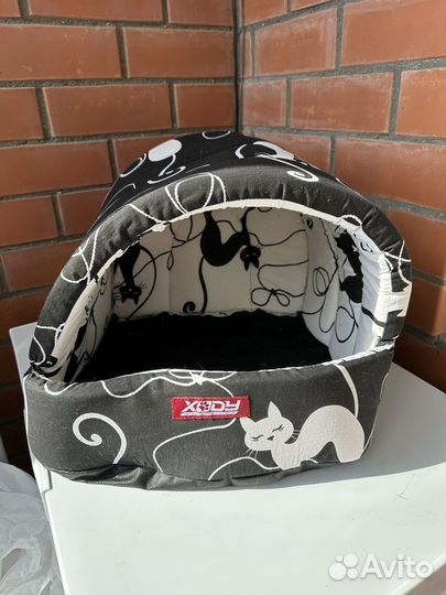 Лежанка (домик) для животных