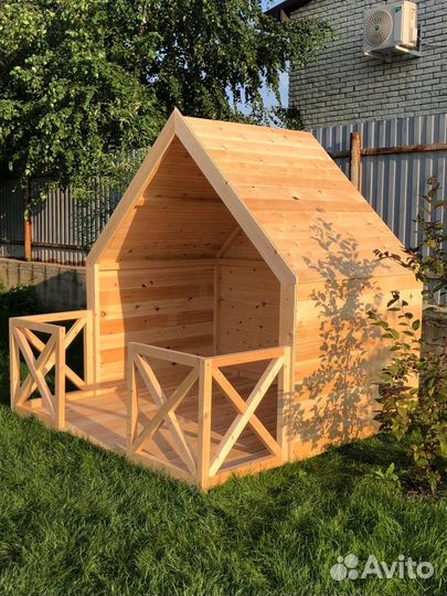 Детский деревянный домик из массива