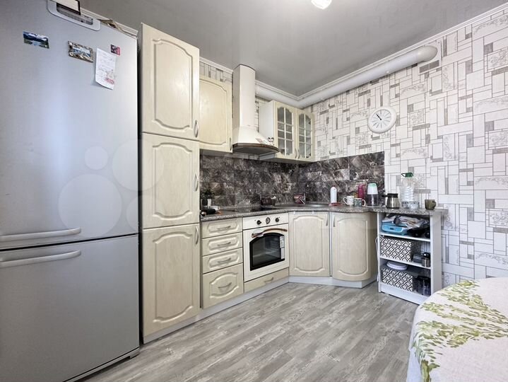 2-к. квартира, 67,5 м², 11/16 эт.