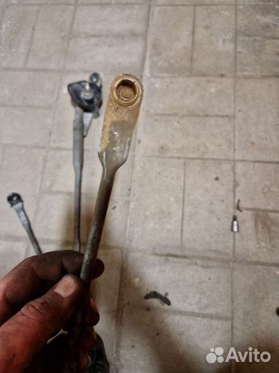 Трапеция дворников lexus is