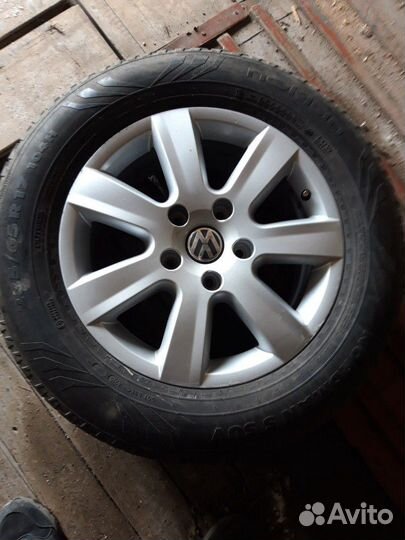 R17 Nokian Tyres Hakkapeliitta 5 235/65, PCD 5x130 DIA 54