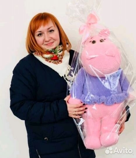 Большой плюшевый бегемот, вязаные игрушки, пледы