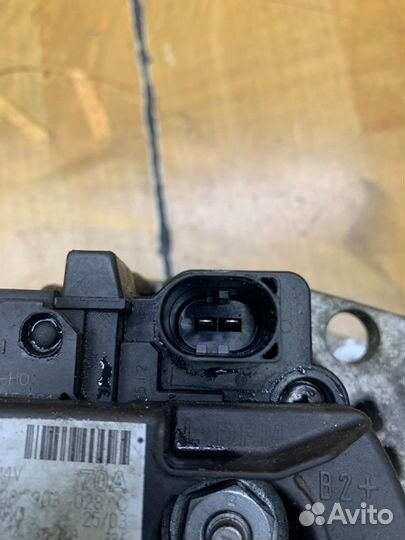 Генератор Volkswagen Beetle BFS 2004