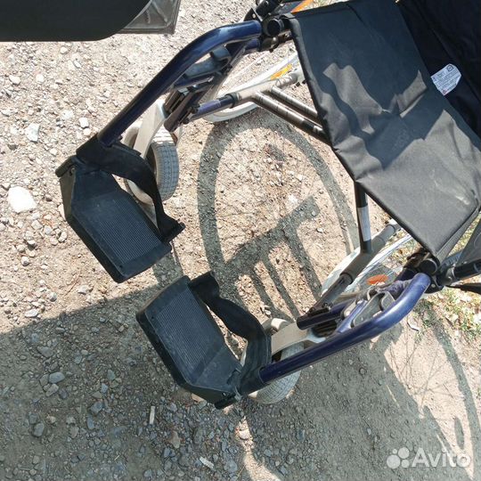Коляска инвалидная уличная