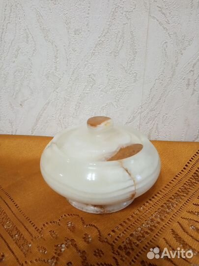 Шкатулка из оникса