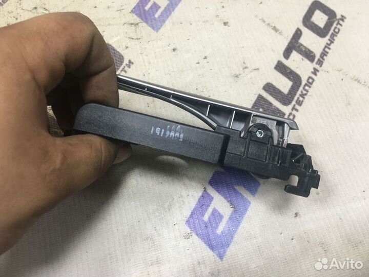 Ручка двери задней внутрен. правая Хендай Солярис