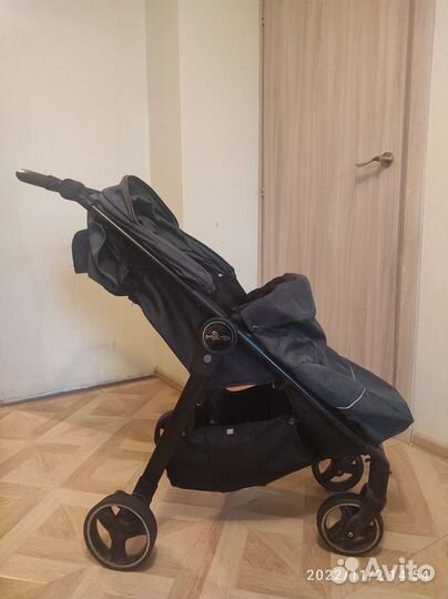 Прогулочная коляска baby design