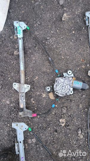 Водительский стеклоподъёмник Audi 100c4 4A0837397A