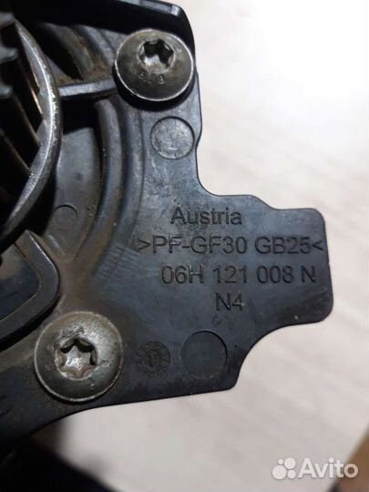 Водяная помпа Volkswagen Passat