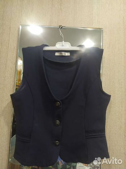 Жилетка для девочки школьная