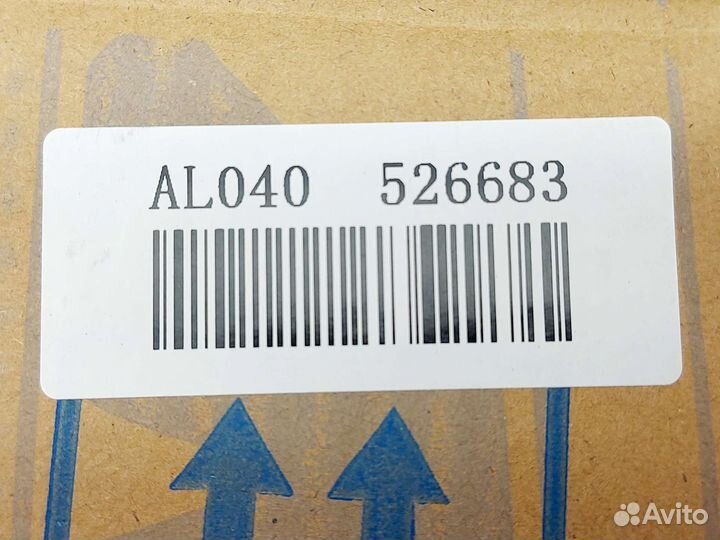 Радиатор интеркулер Volkswagen Transporter T5