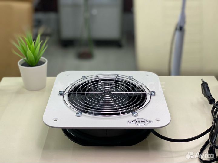 Пылесос для маникюра Cosmos встраиваемый