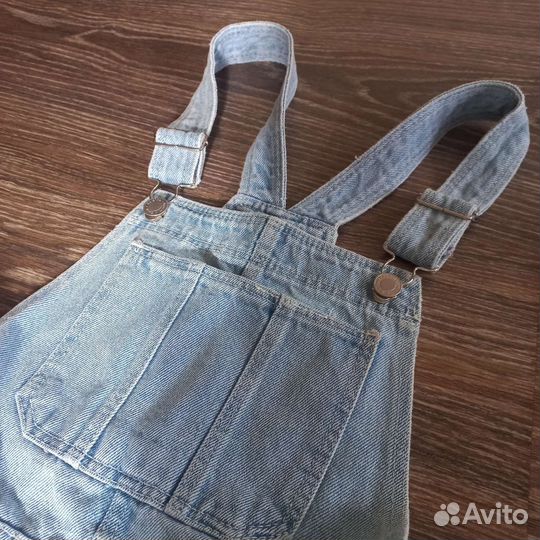 Джинсовый комбинезон bershka